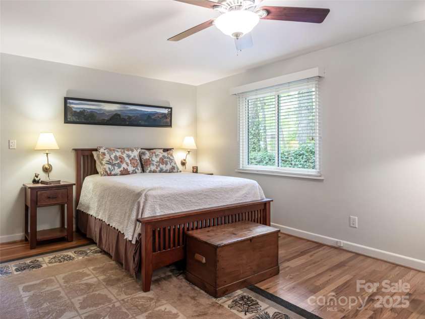 165 Country Club Drive, Waynesville, NC 28786.  MLS# CAR4254331, YatesRealty ID 16524. 
