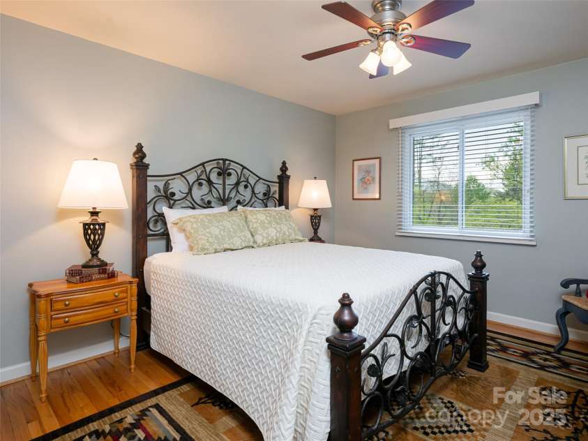 165 Country Club Drive, Waynesville, NC 28786.  MLS# CAR4254331, YatesRealty ID 16524. 