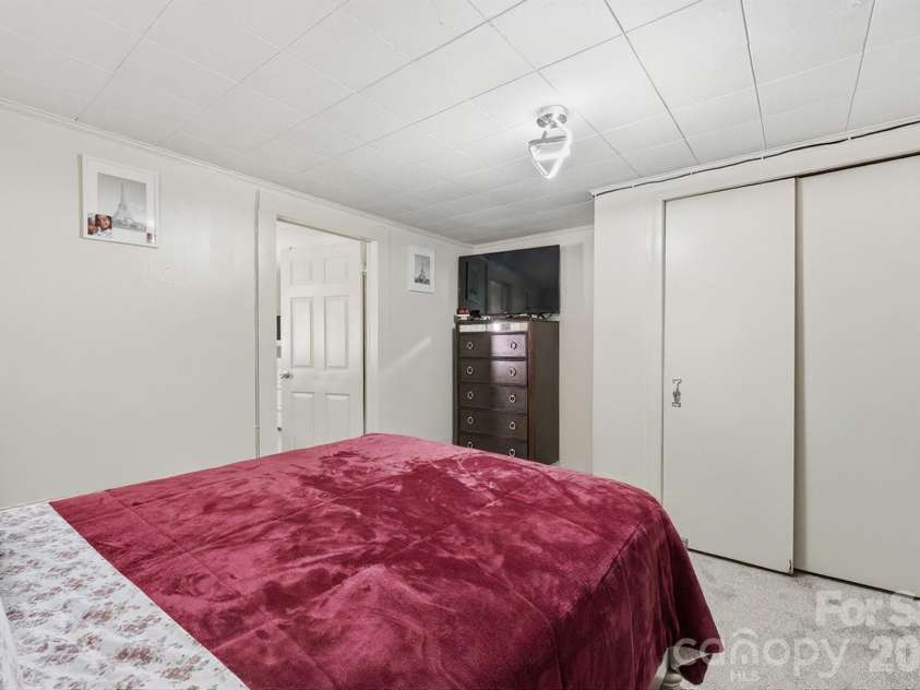 103 J A Ross Street, Morganton, NC 28655.  MLS# CAR4374365, YatesRealty ID 16526. 