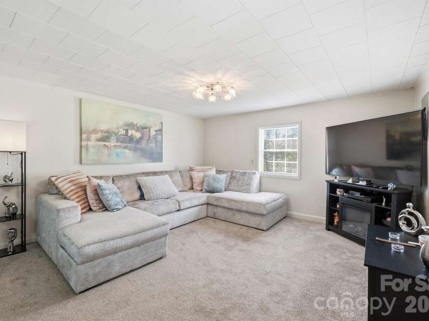 103 J A Ross Street, Morganton, NC 28655.  MLS# CAR4374365, YatesRealty ID 16526. 