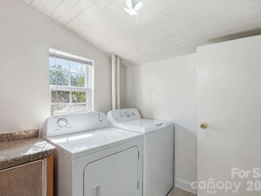 103 J A Ross Street, Morganton, NC 28655.  MLS# CAR4374365, YatesRealty ID 16526. 