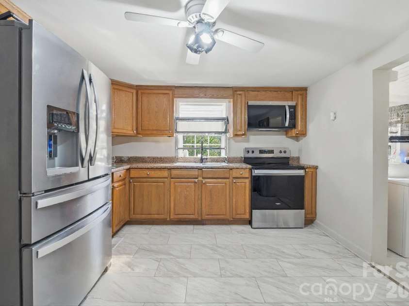 103 J A Ross Street, Morganton, NC 28655.  MLS# CAR4374365, YatesRealty ID 16526. 