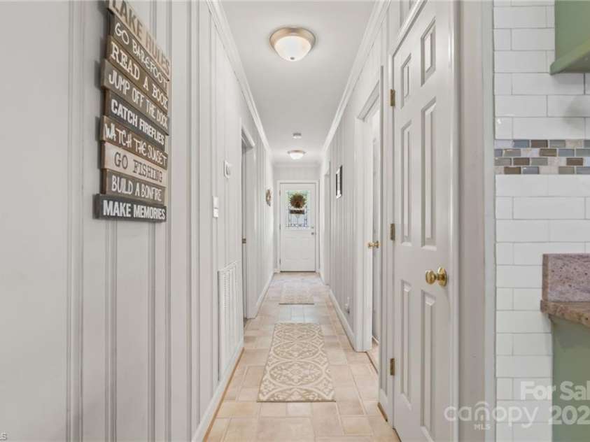 592 Shoreline Road, New London, NC 28127.  MLS# CAR4255512, YatesRealty ID 16527. 