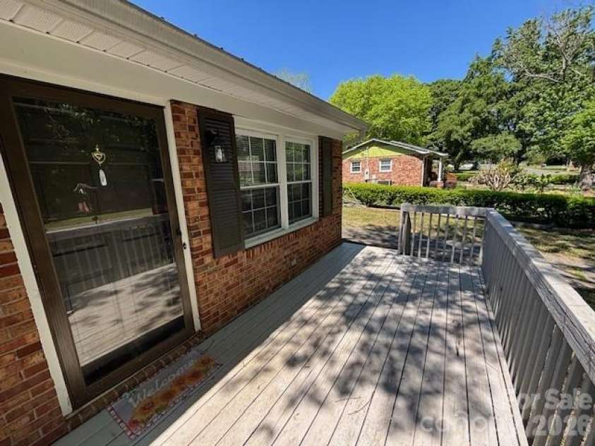 4411 Ginger Drive, Gastonia, NC 28056.  MLS# CAR4373370, YatesRealty ID 16529. 