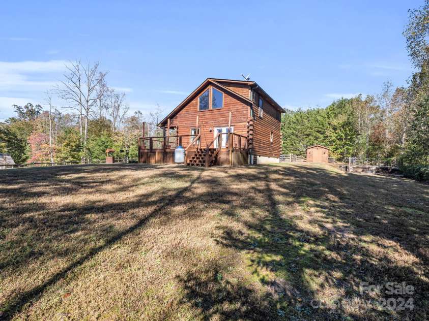 1142 Clearwater Parkway, Rutherfordton, NC 28139.  MLS# CAR4193962, YatesRealty ID 1653. 