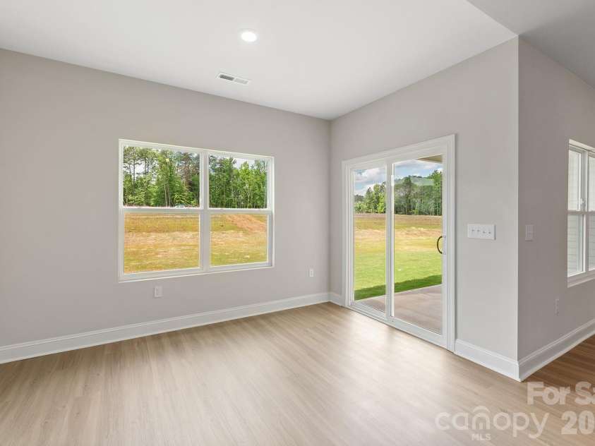 3626 Narrow Lane, Charlotte, NC 28215.  MLS# CAR4343706, YatesRealty ID 1653. 