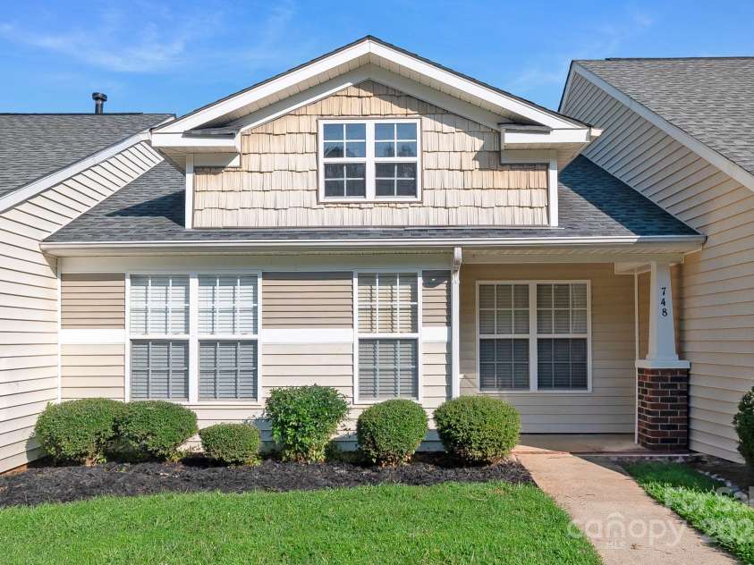 748 Sasha Court, Rock Hill, SC 29732.  MLS# CAR4295435, YatesRealty ID 16530. 