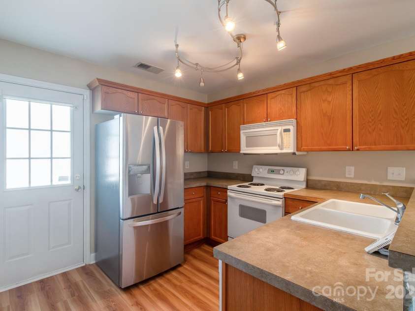 748 Sasha Court, Rock Hill, SC 29732.  MLS# CAR4295435, YatesRealty ID 16530. 