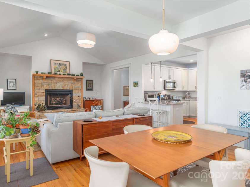 95 Greenwells Glory Drive, Biltmore Lake, NC 28715.  MLS# CAR4247434, YatesRealty ID 16530. Lovely flow of rooms