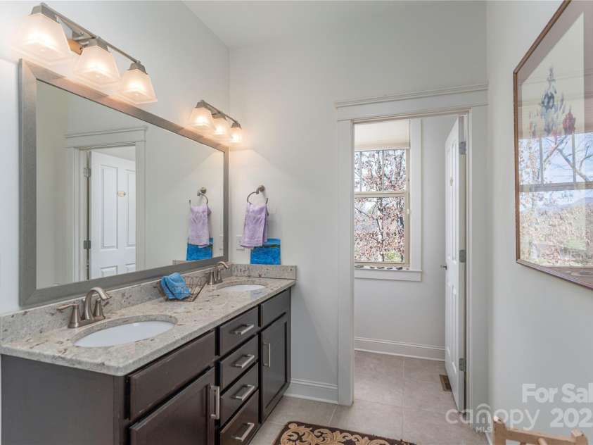 95 Greenwells Glory Drive, Biltmore Lake, NC 28715.  MLS# CAR4247434, YatesRealty ID 16530. Primary bathroom suite