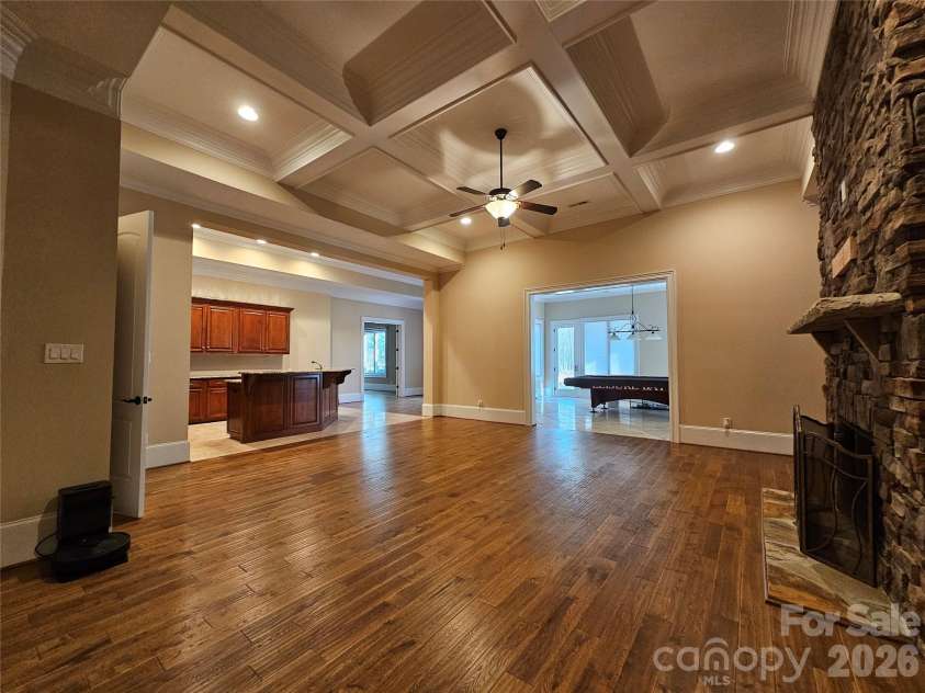 9222 Woodhall Lake Drive, Waxhaw, NC 28173.  MLS# CAR4358734, YatesRealty ID 16532. 