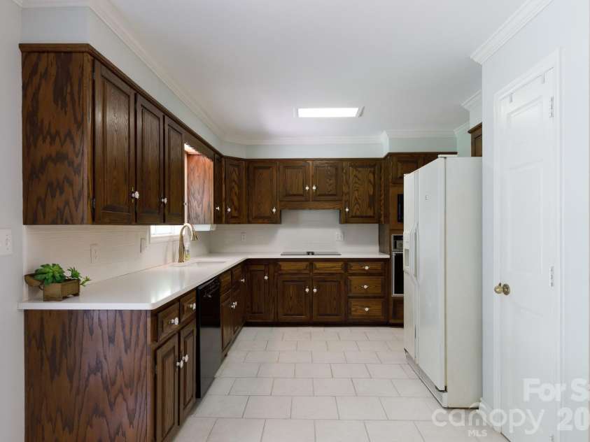 4503 Deer Run, Rock Hill, SC 29732.  MLS# CAR4375610, YatesRealty ID 16533. 