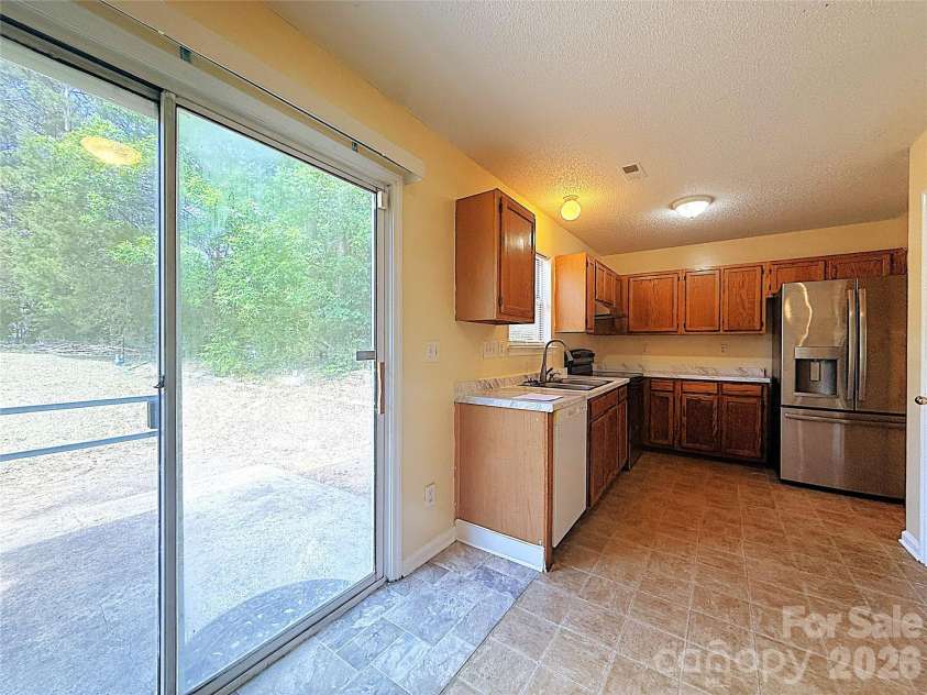 3221 Nedmore Court, Matthews, NC 28105.  MLS# CAR4374733, YatesRealty ID 16535. 