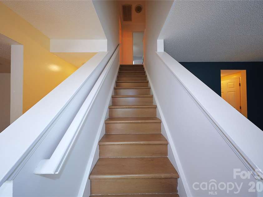 3221 Nedmore Court, Matthews, NC 28105.  MLS# CAR4374733, YatesRealty ID 16535. 