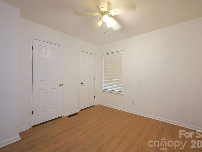 3221 Nedmore Court, Matthews, NC 28105.  MLS# CAR4374733, YatesRealty ID 16535. 