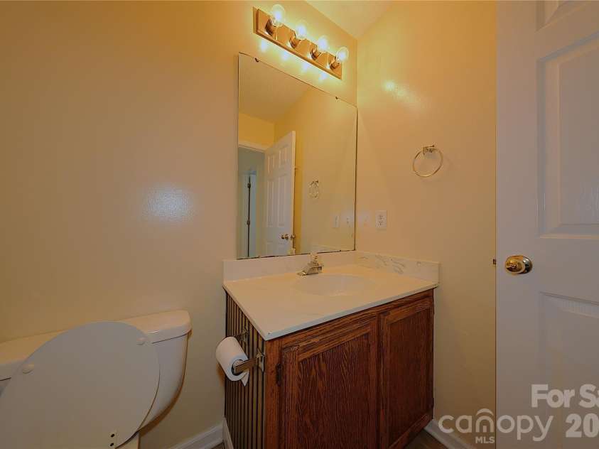 3221 Nedmore Court, Matthews, NC 28105.  MLS# CAR4374733, YatesRealty ID 16535. 