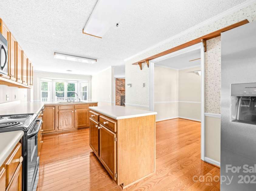 13223 Willow Breeze Lane, Huntersville, NC 28078.  MLS# CAR4257331, YatesRealty ID 16536. 