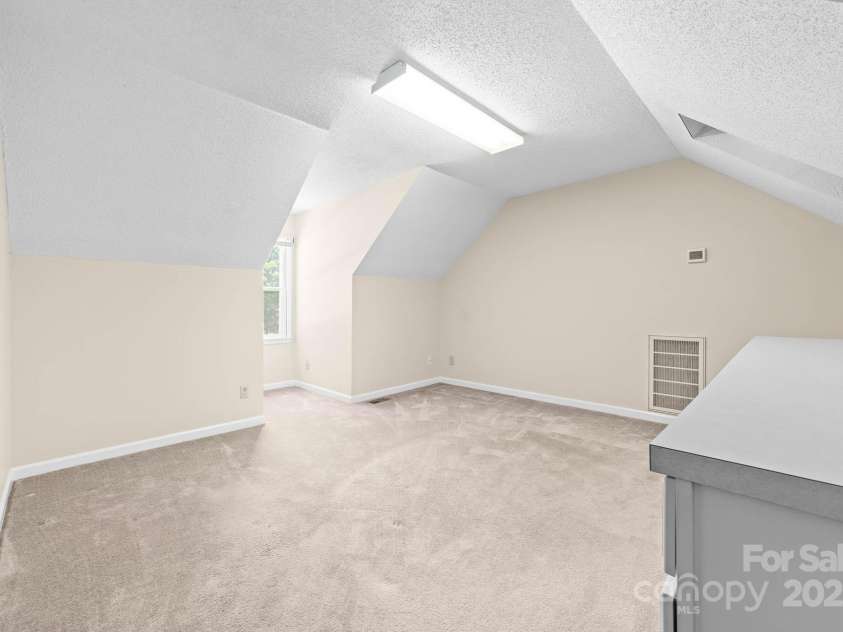 13223 Willow Breeze Lane, Huntersville, NC 28078.  MLS# CAR4257331, YatesRealty ID 16536. 