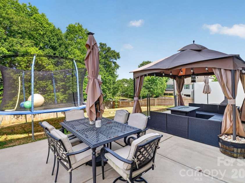 12865 Brandenburg Lane, Midland, NC 28107.  MLS# CAR4372415, YatesRealty ID 16537. 