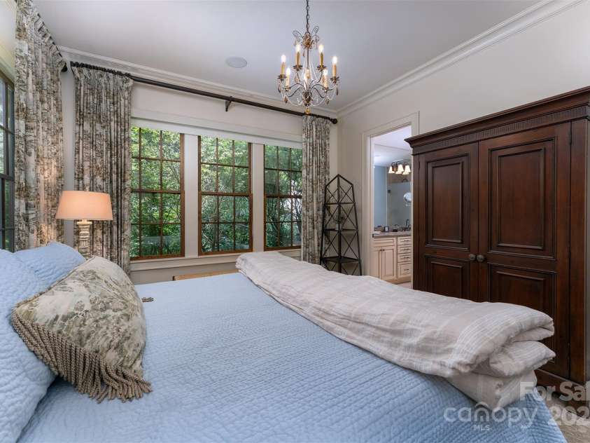 285 Chapman Road, Montreat, NC 28757.  MLS# CAR4261199, YatesRealty ID 16537. 