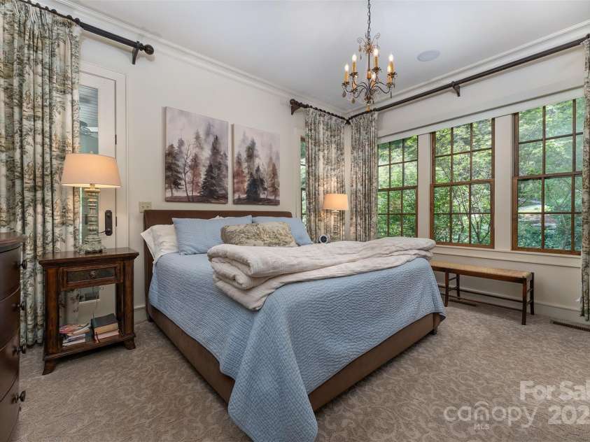 285 Chapman Road, Montreat, NC 28757.  MLS# CAR4261199, YatesRealty ID 16537. 