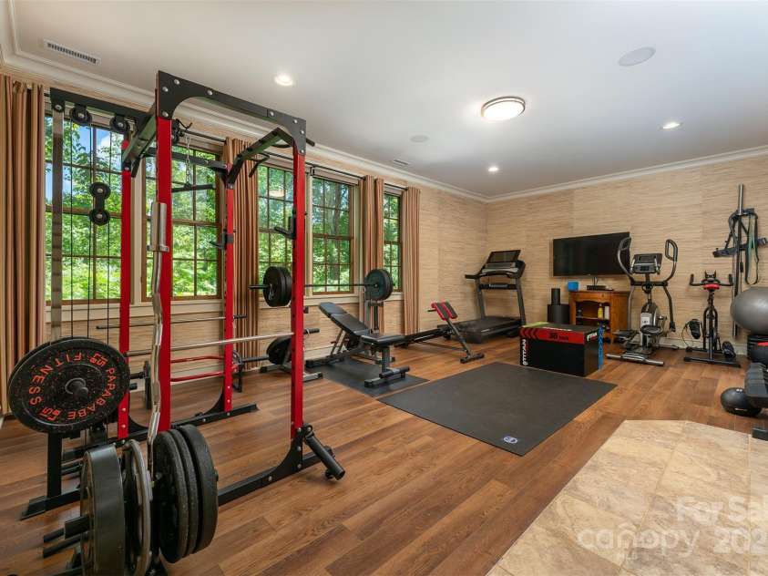 285 Chapman Road, Montreat, NC 28757.  MLS# CAR4261199, YatesRealty ID 16537. 