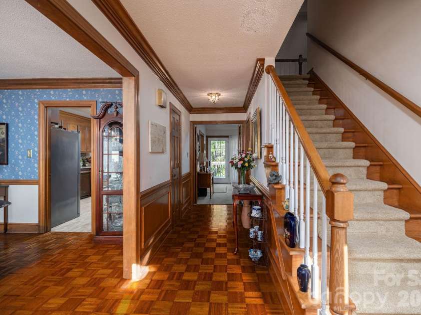 1520 Stableview Drive, Gastonia, NC 28056.  MLS# CAR4368083, YatesRealty ID 16538. 