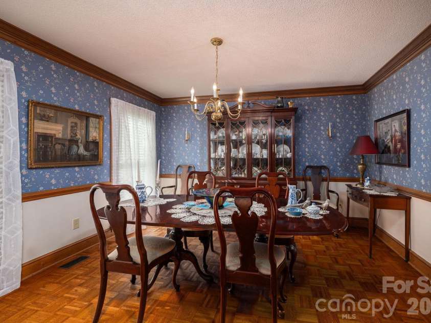 1520 Stableview Drive, Gastonia, NC 28056.  MLS# CAR4368083, YatesRealty ID 16538. 