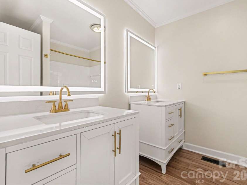 10542 Blair Road, Mint Hill, NC 28227.  MLS# CAR4360298, YatesRealty ID 16539. Bathroom # 1
