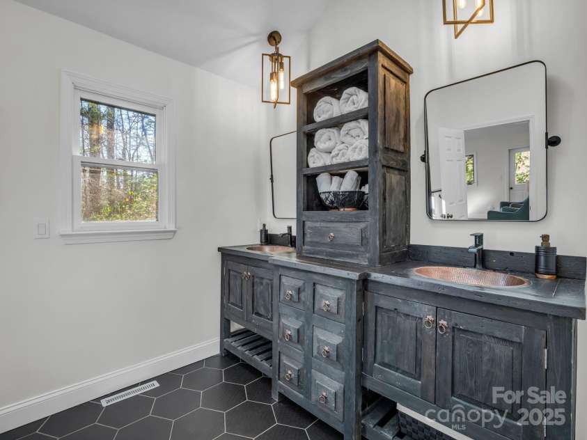 158 Rock Spring Lane, Lake Lure, NC 28746.  MLS# CAR4330630, YatesRealty ID 1654. 