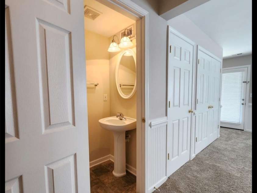 104 Rock Ridge Lane, Mount Holly, NC 28120.  MLS# CAR4364405, YatesRealty ID 16540. 