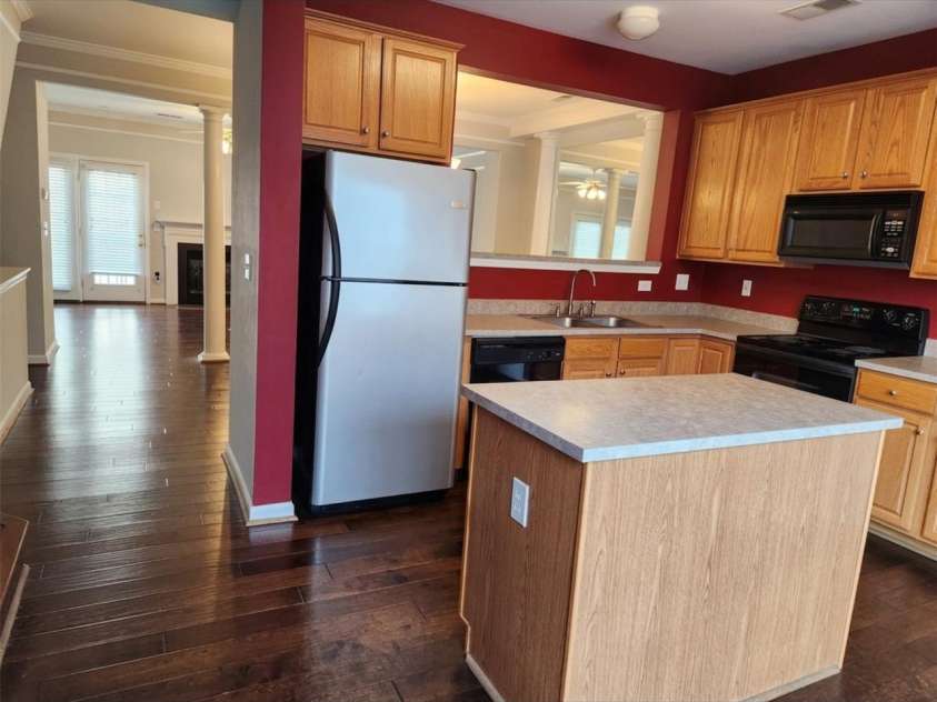 104 Rock Ridge Lane, Mount Holly, NC 28120.  MLS# CAR4364405, YatesRealty ID 16540. 