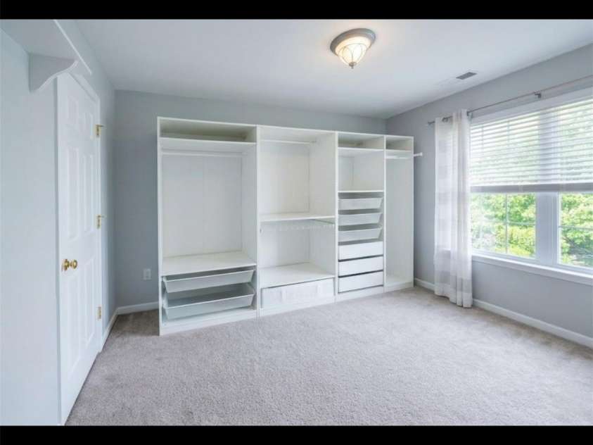 104 Rock Ridge Lane, Mount Holly, NC 28120.  MLS# CAR4364405, YatesRealty ID 16540. 