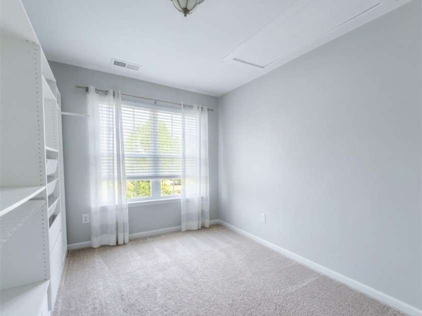 104 Rock Ridge Lane, Mount Holly, NC 28120.  MLS# CAR4364405, YatesRealty ID 16540. 