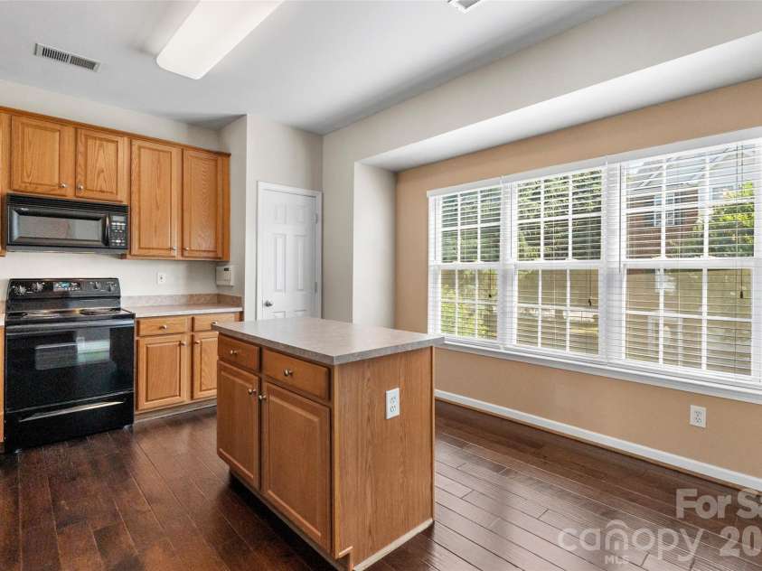 104 Rock Ridge Lane, Mount Holly, NC 28120.  MLS# CAR4395129, YatesRealty ID 16540. 
