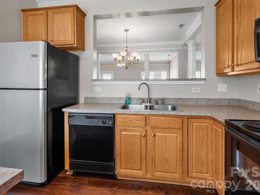 104 Rock Ridge Lane, Mount Holly, NC 28120.  MLS# CAR4395129, YatesRealty ID 16540. 