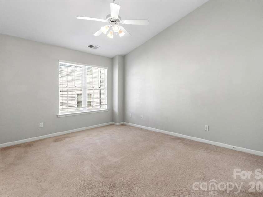 104 Rock Ridge Lane, Mount Holly, NC 28120.  MLS# CAR4395129, YatesRealty ID 16540. 