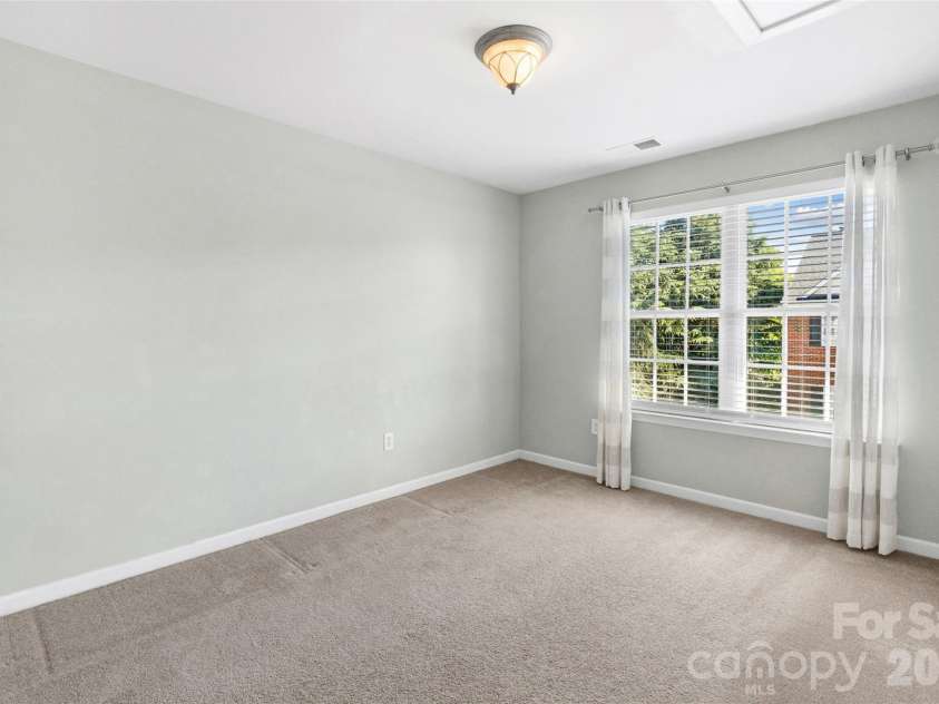 104 Rock Ridge Lane, Mount Holly, NC 28120.  MLS# CAR4395129, YatesRealty ID 16540. 