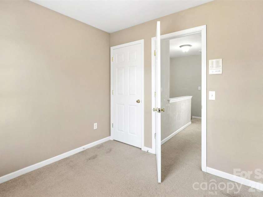 104 Rock Ridge Lane, Mount Holly, NC 28120.  MLS# CAR4395129, YatesRealty ID 16540. 