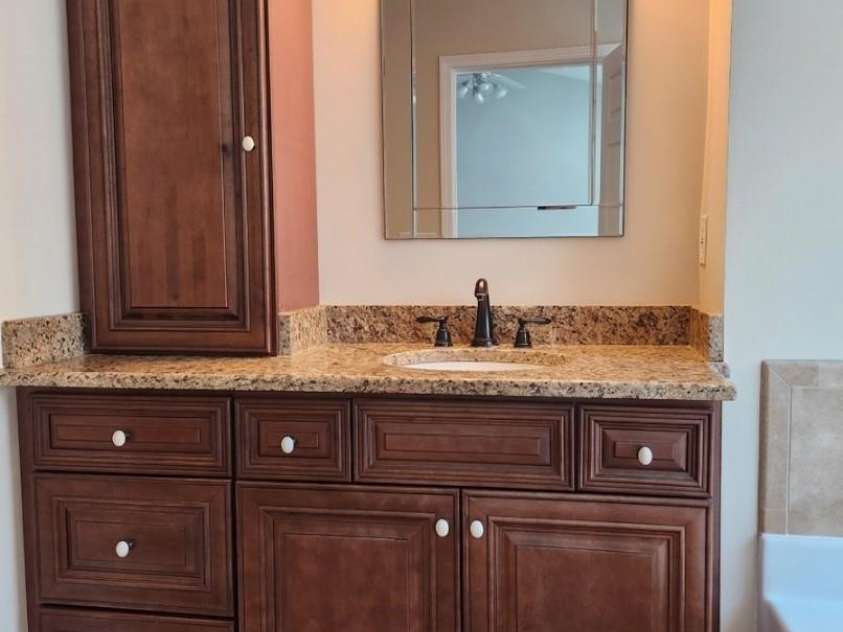 104 Rock Ridge Lane, Mount Holly, NC 28120.  MLS# CAR4395129, YatesRealty ID 16540. 