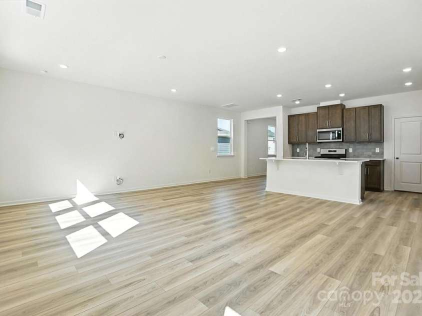 135 Bellina Drive, York, SC 29745.  MLS# CAR4241768, YatesRealty ID 16541. 