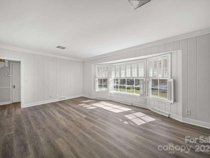 509 Lee Avenue, Wadesboro, NC 28170.  MLS# CAR4315552, YatesRealty ID 16541. Den