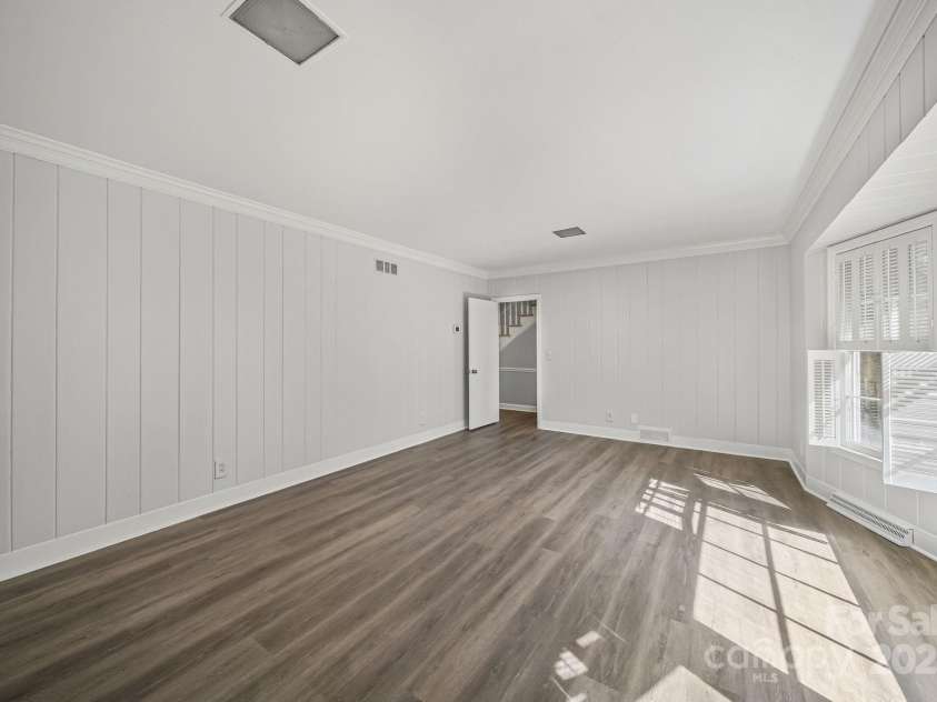 509 Lee Avenue, Wadesboro, NC 28170.  MLS# CAR4315552, YatesRealty ID 16541. Den