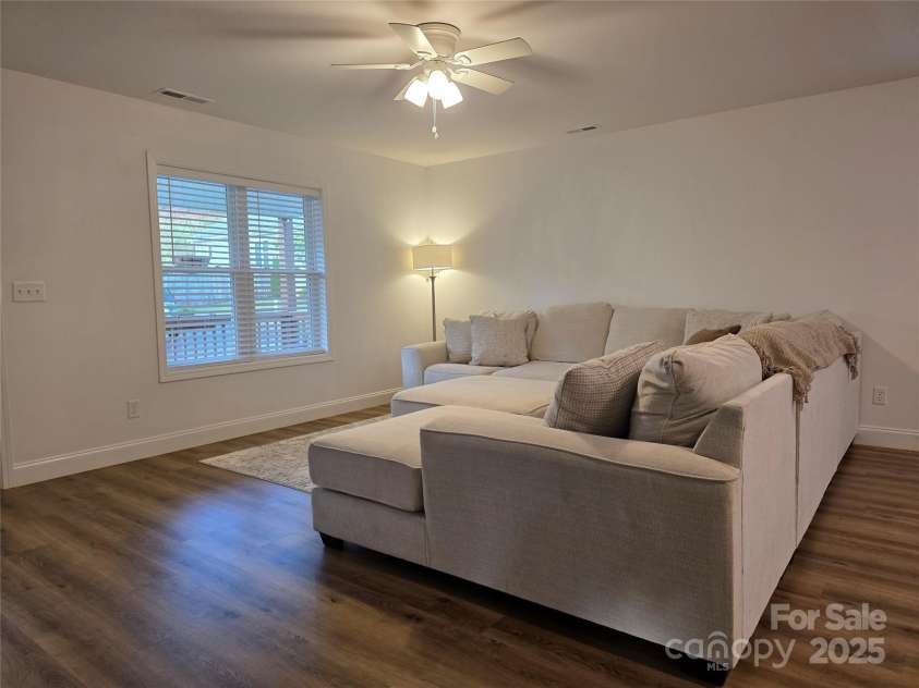 48 Patriot Place, Mars Hill, NC 28754.  MLS# CAR4321275, YatesRealty ID 16544. Room for a Large Sectional