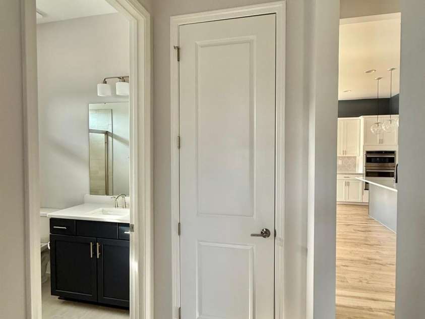 405 Northgate Boulevard, Indian Trail, NC 28079.  MLS# CAR4202537, YatesRealty ID 16545. Guest Hallway