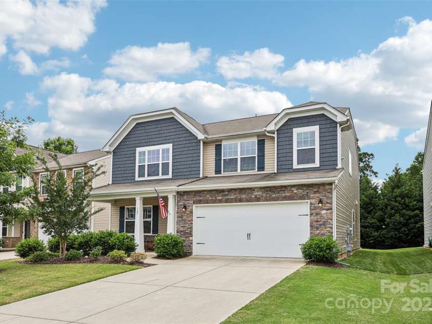 107 Sequoia Street, Mooresville, NC 28117.  MLS# CAR4260140, YatesRealty ID 16546. 