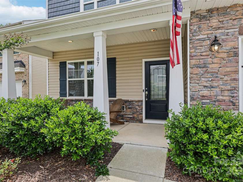 107 Sequoia Street, Mooresville, NC 28117.  MLS# CAR4260140, YatesRealty ID 16546. 