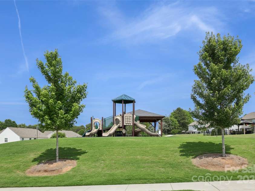 107 Sequoia Street, Mooresville, NC 28117.  MLS# CAR4260140, YatesRealty ID 16546. 