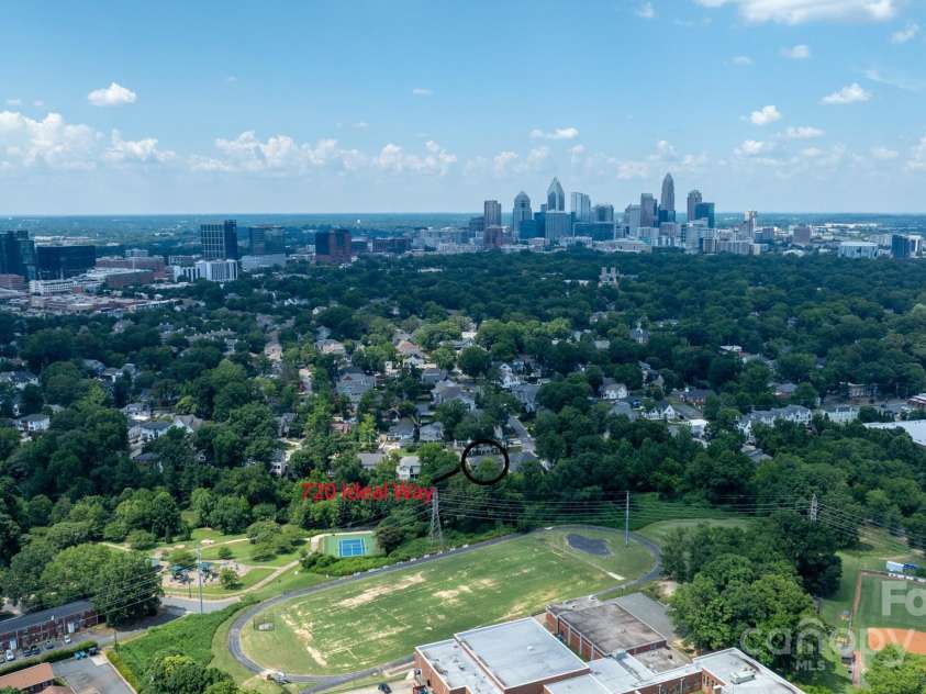 720 Ideal Way, Charlotte, NC 28209.  MLS# CAR4215496, YatesRealty ID 16548. 
