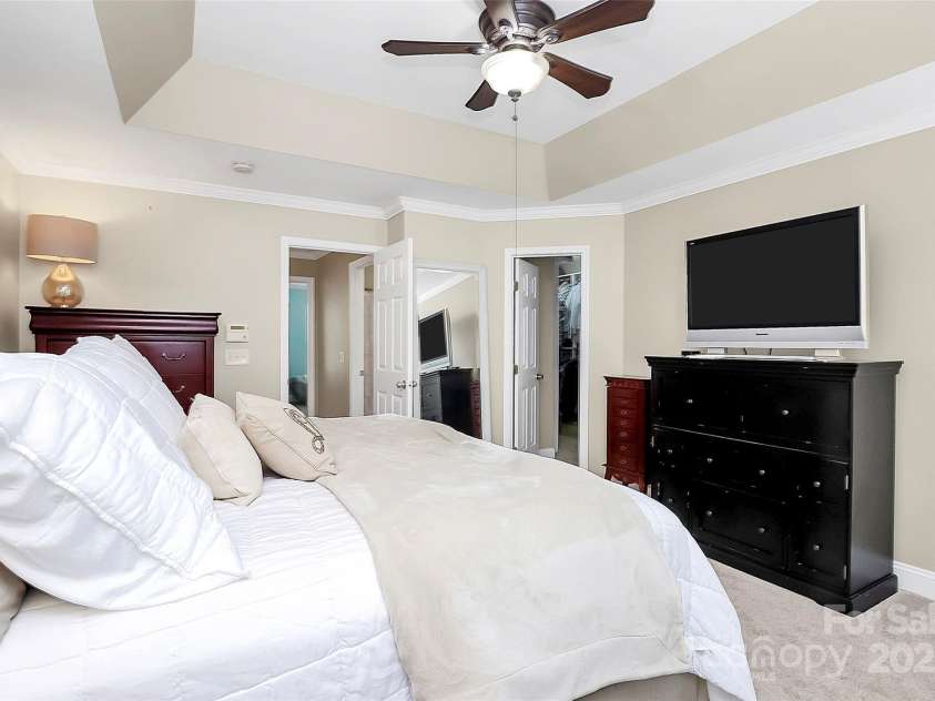 10378 Alexander Martin Avenue, Charlotte, NC 28277.  MLS# CAR4257317, YatesRealty ID 16550. 